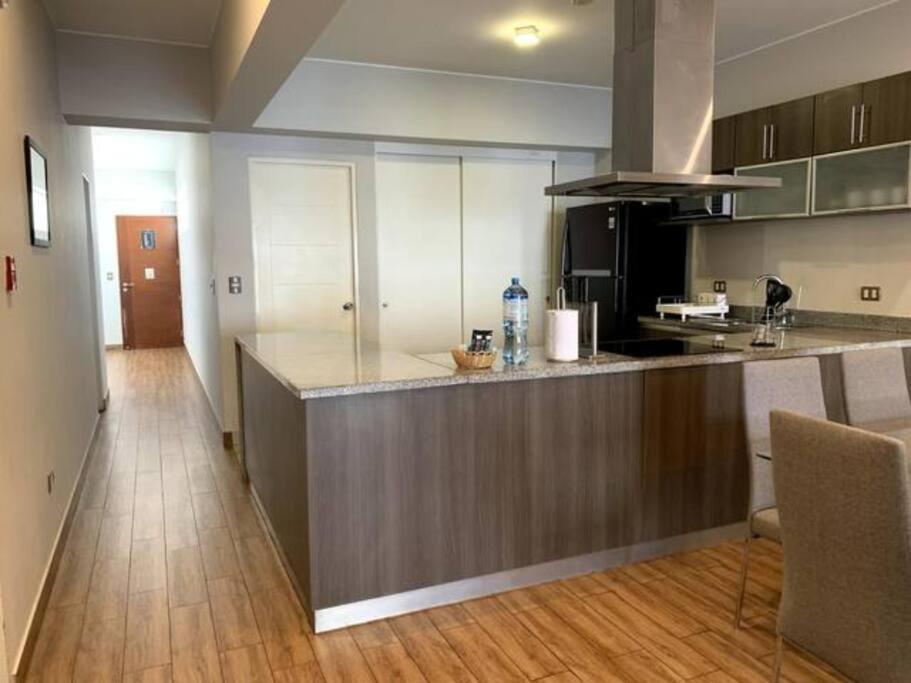 Mla Apartments - Larcomar ليما المظهر الخارجي الصورة