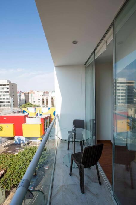 Mla Apartments - Larcomar ليما المظهر الخارجي الصورة